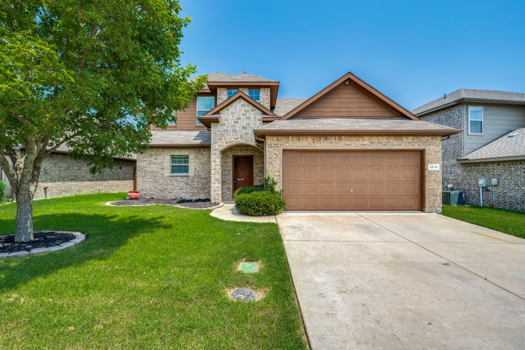1815 Bersand Avenue Gainesville TX 76240