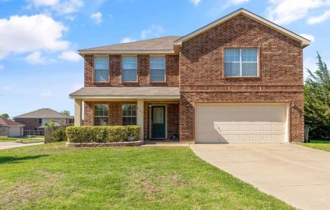 8101 Cooks Court Arlington TX 76002