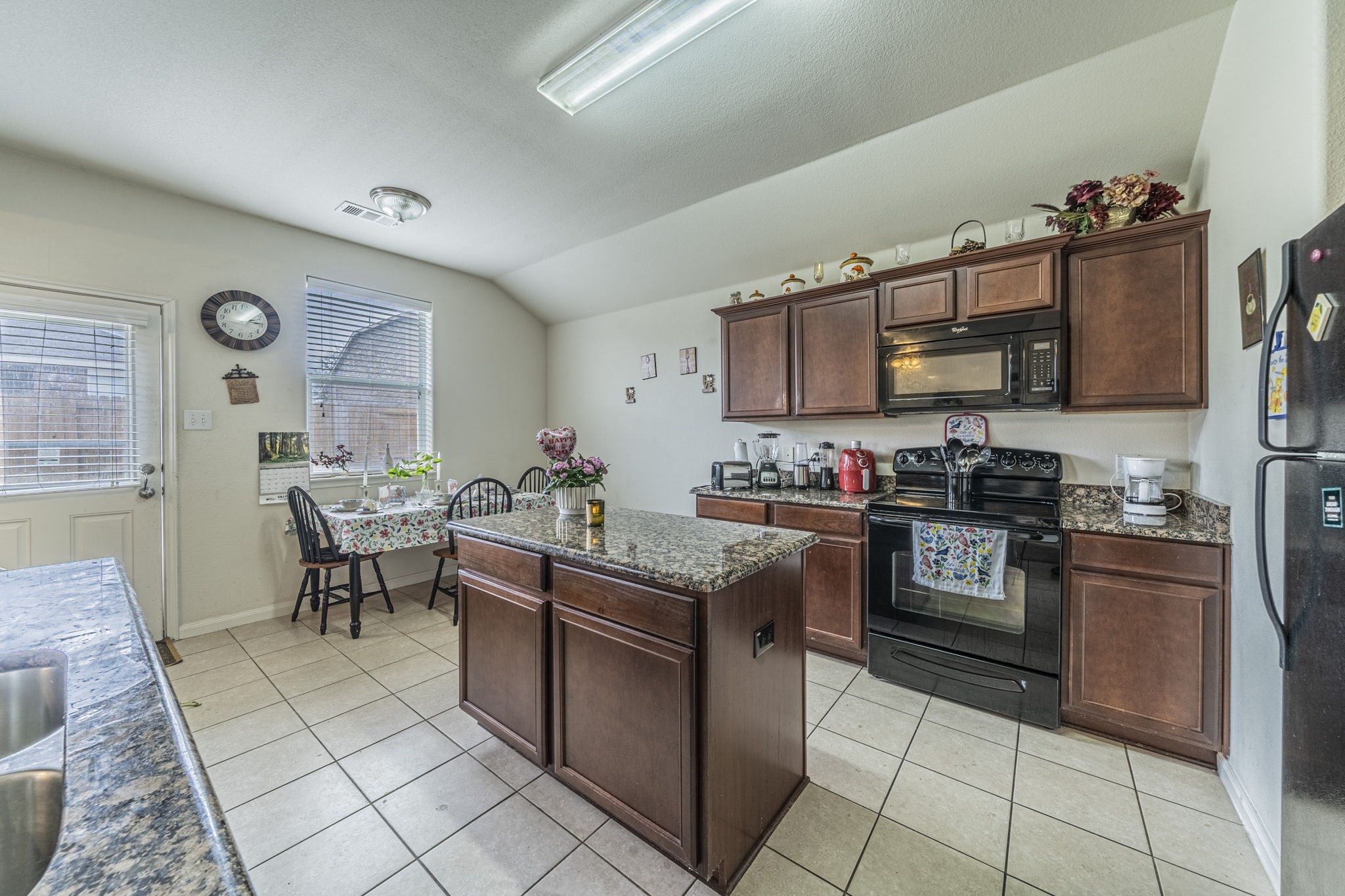 108 Eider Drive Sanger TX 76266