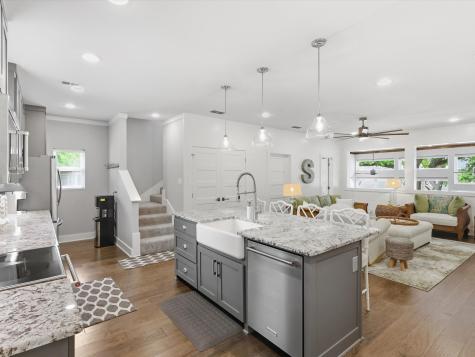 1913 E Lake Drive Weatherford TX 76087