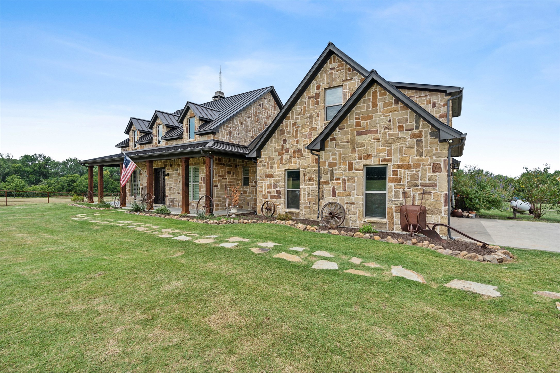 4180 N Smith Road Fate TX 75087