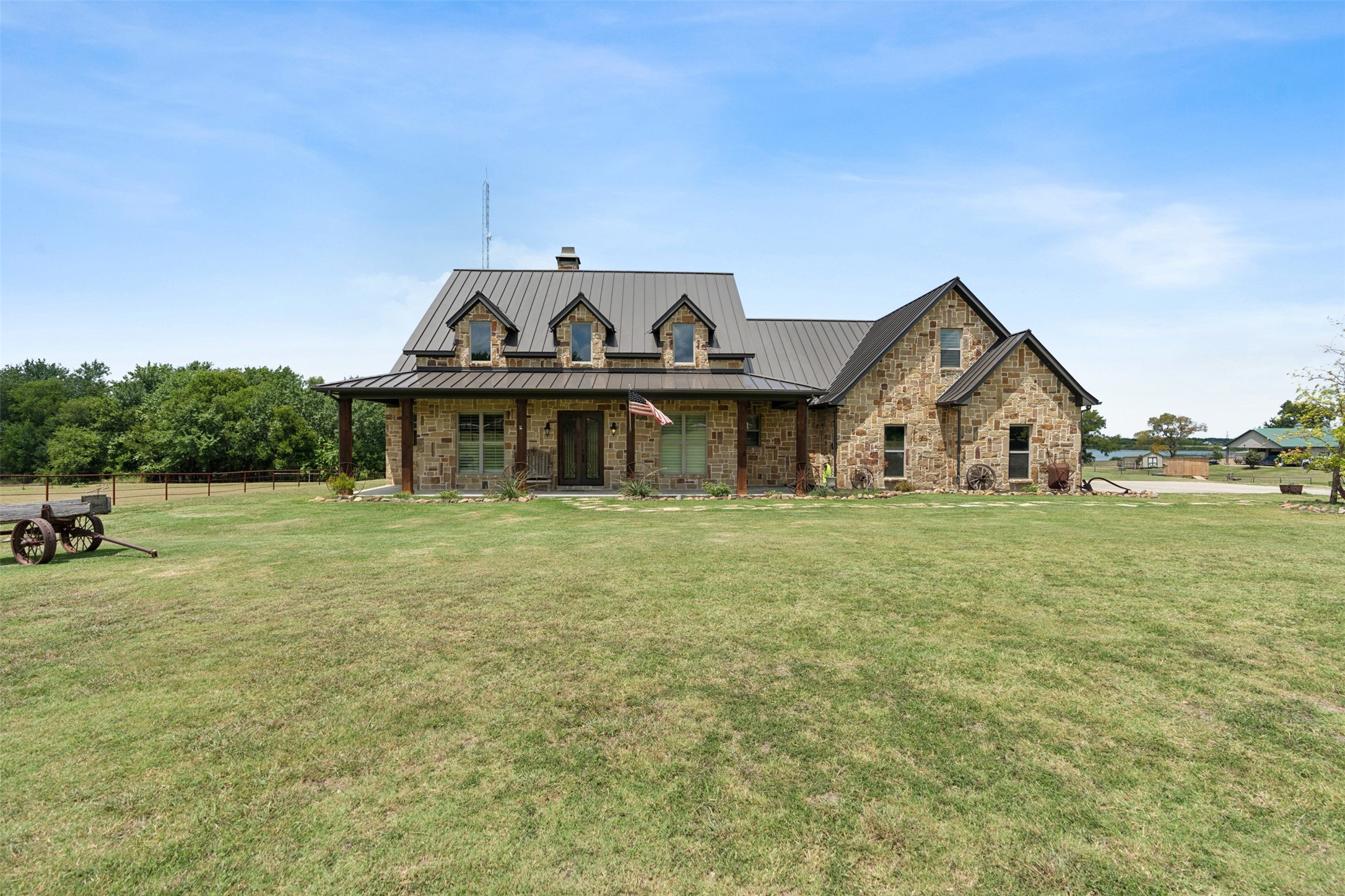 4180 N Smith Road Fate TX 75087