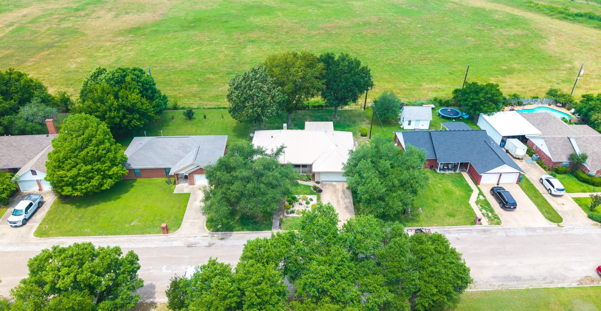 812 Crestline Drive Mexia TX 76667
