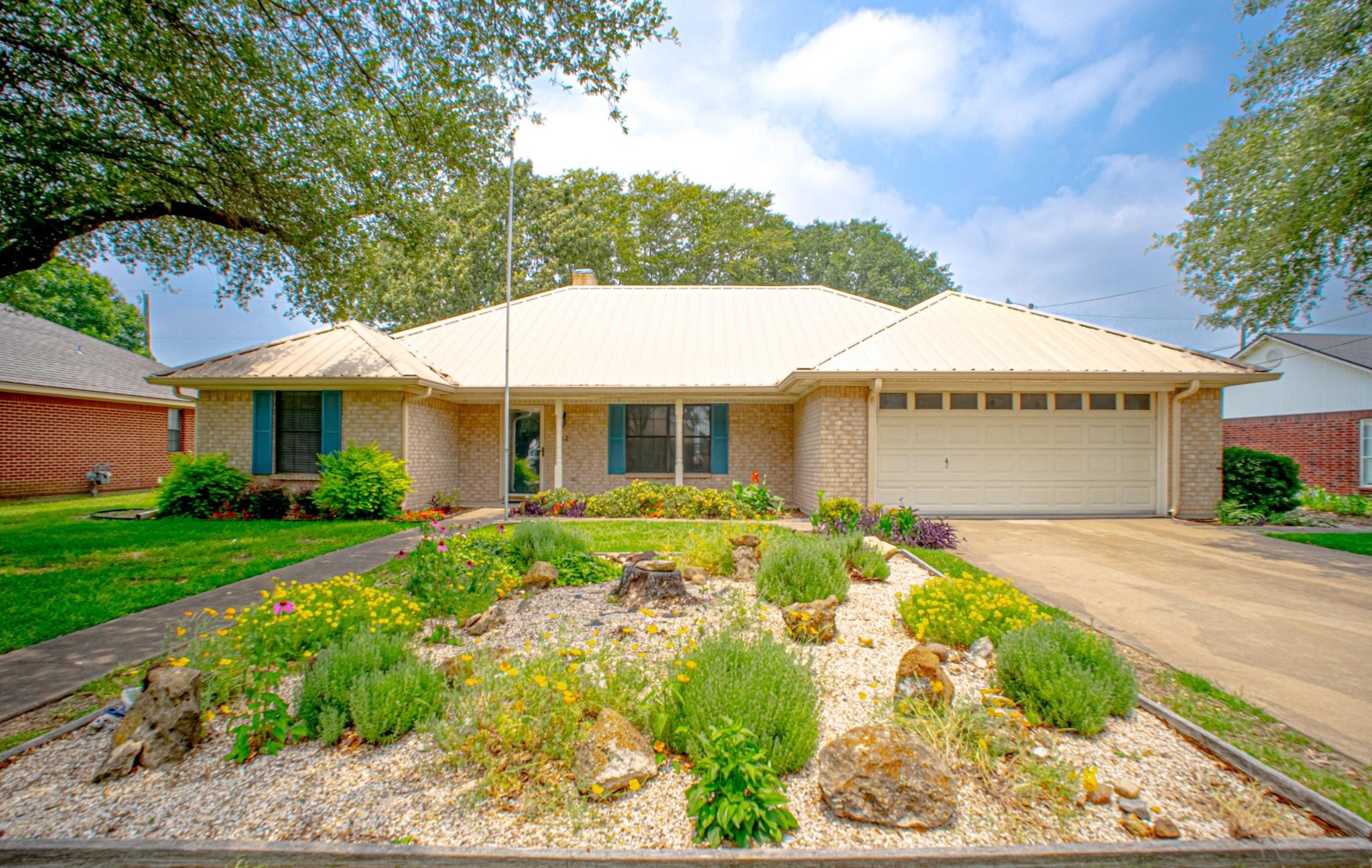 812 Crestline Drive Mexia TX 76667