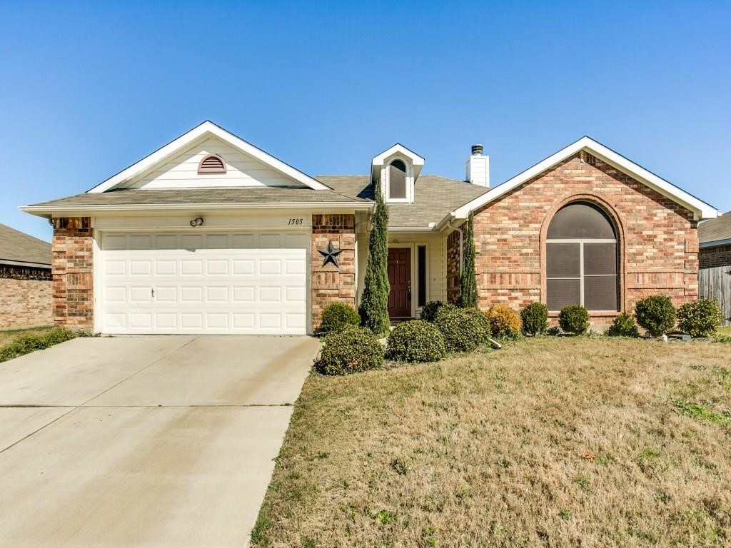 1505 Whispering Oaks Drive Midlothian TX 76065