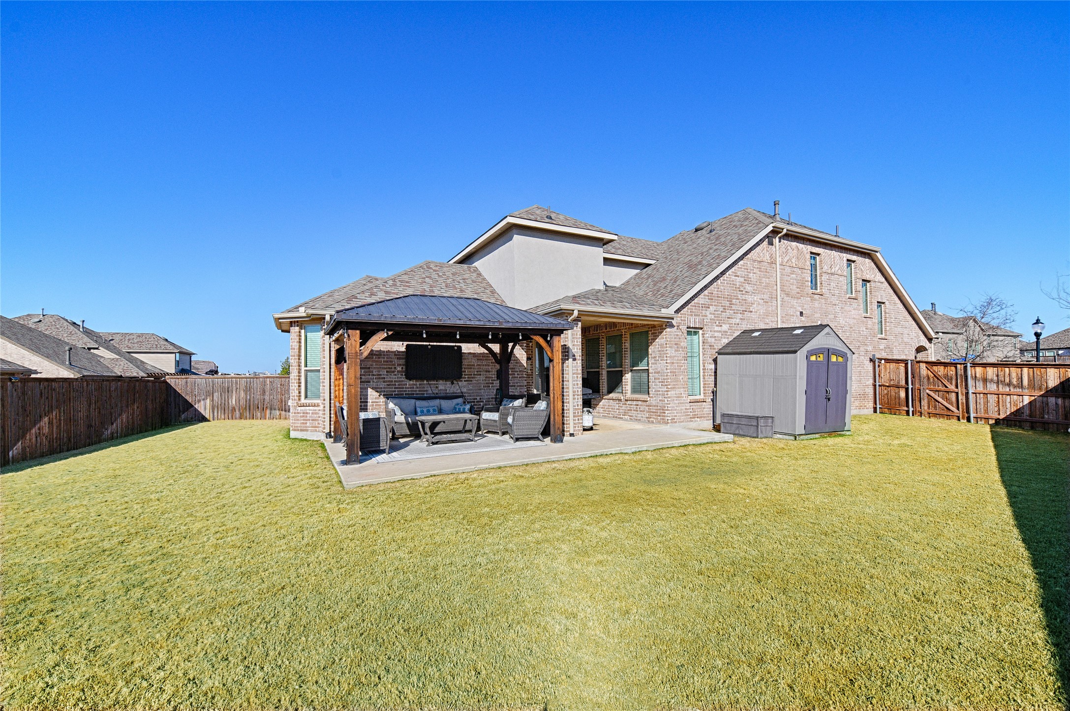 3501 Hunter Street Aubrey TX 76227