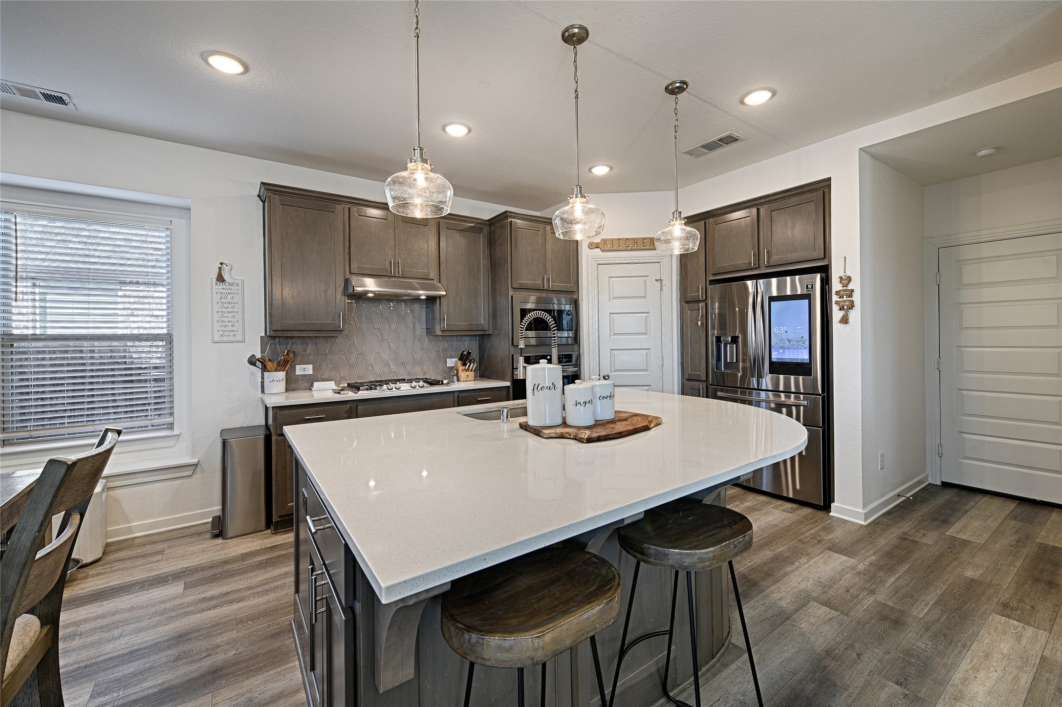 3501 Hunter Street Aubrey TX 76227