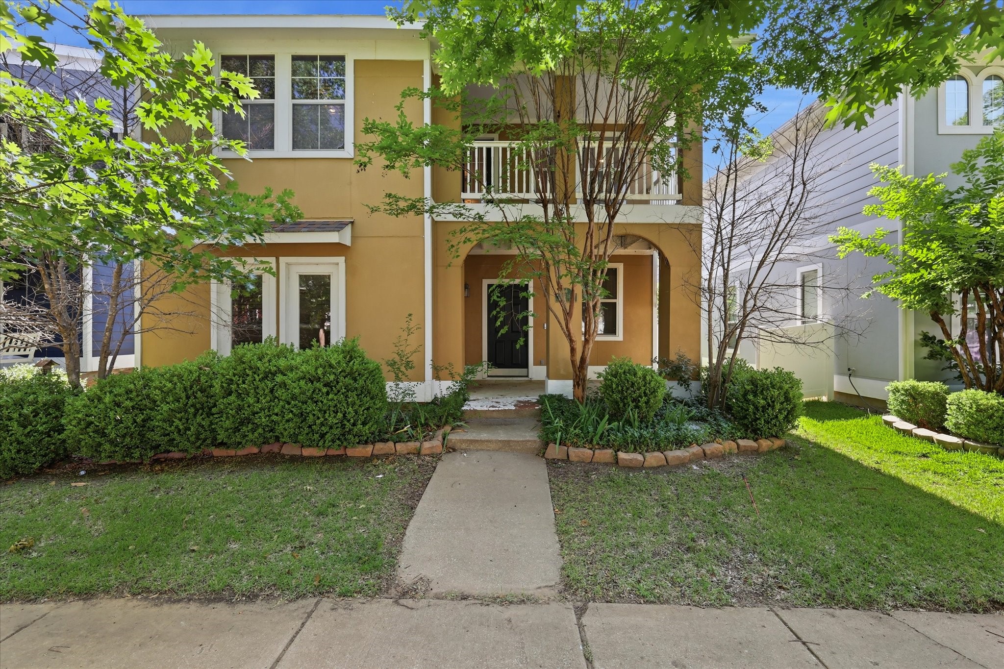 1418 Sea Pines Drive Savannah TX 76227