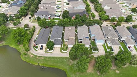 1418 Sea Pines Drive Savannah TX 76227