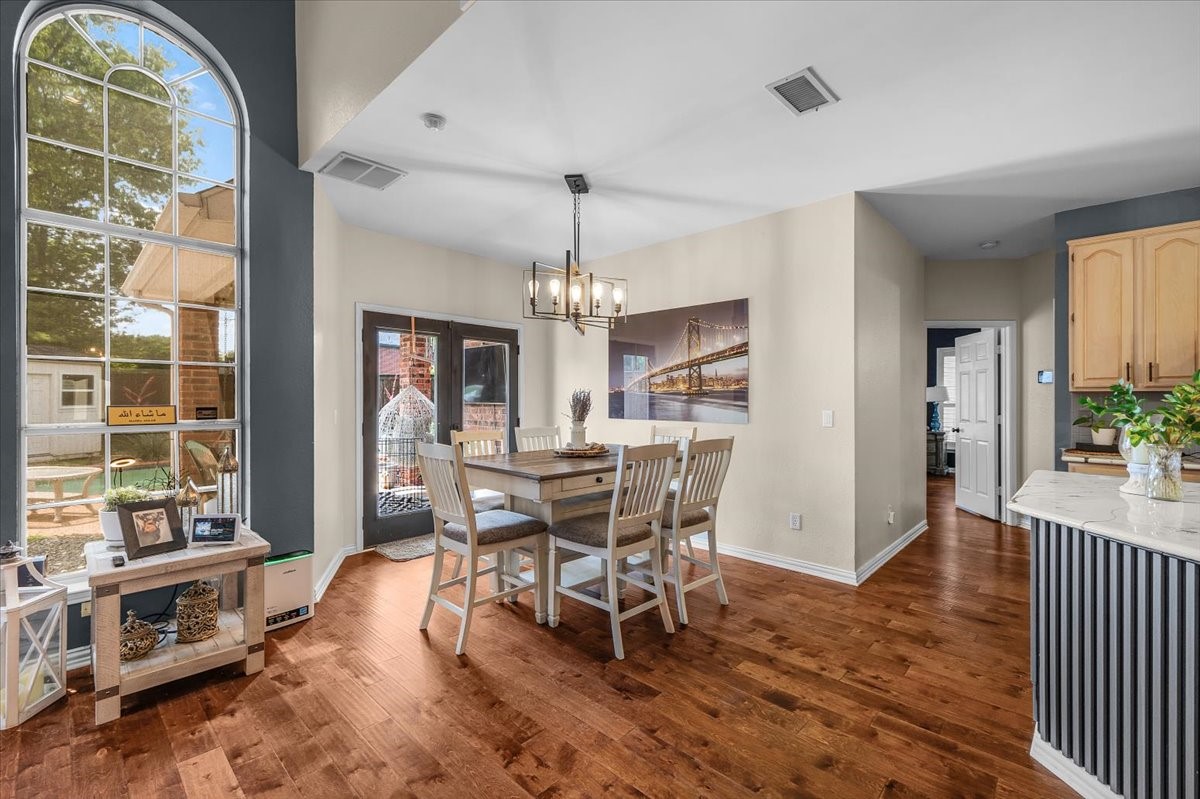 1910 Paloma Way Arlington TX 76006