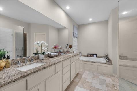 1910 Paloma Way Arlington TX 76006