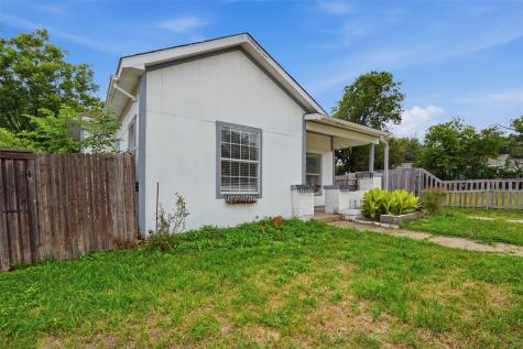 1329 New York Avenue Fort Worth TX 76104