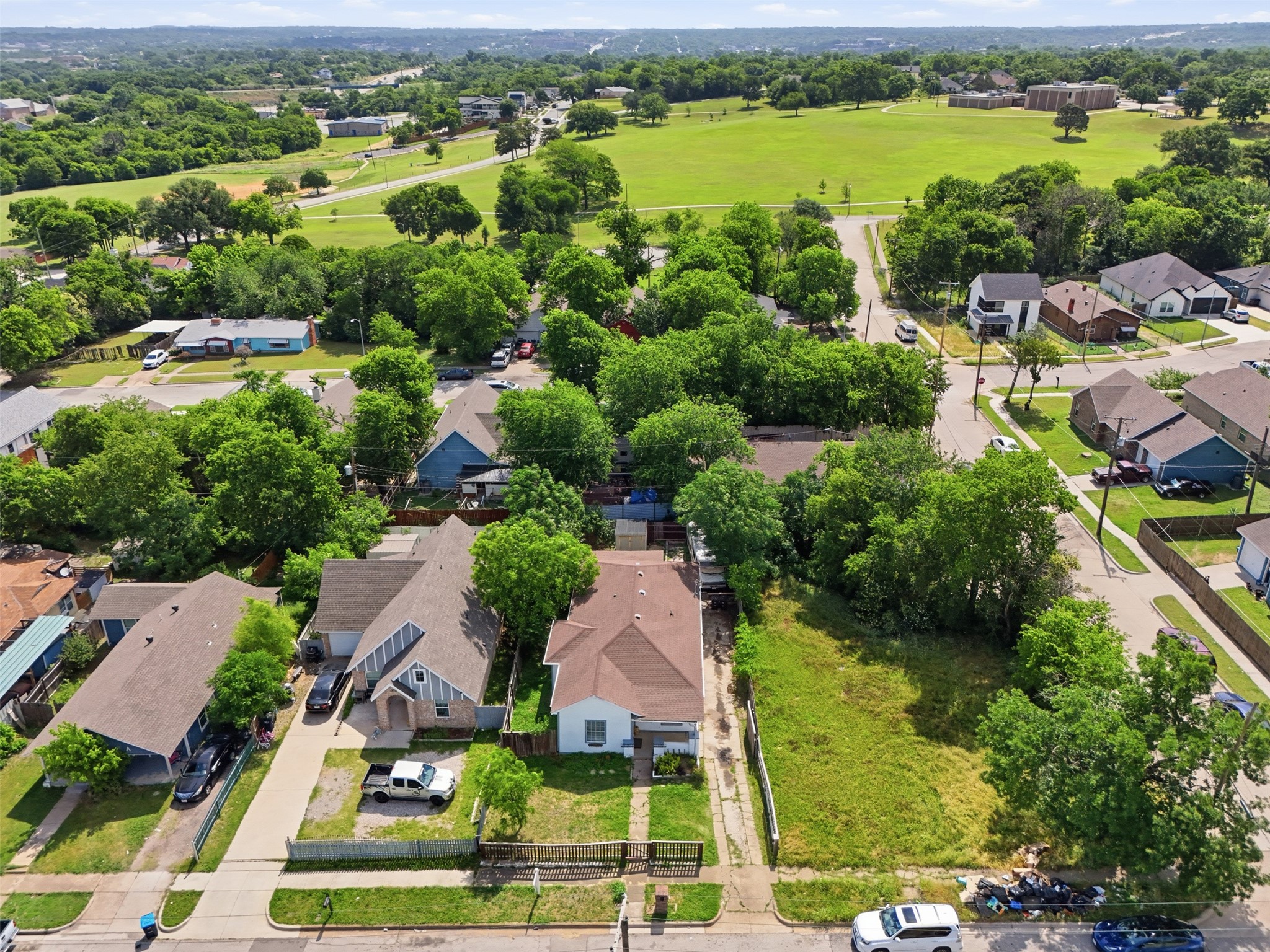 1329 New York Avenue Fort Worth TX 76104
