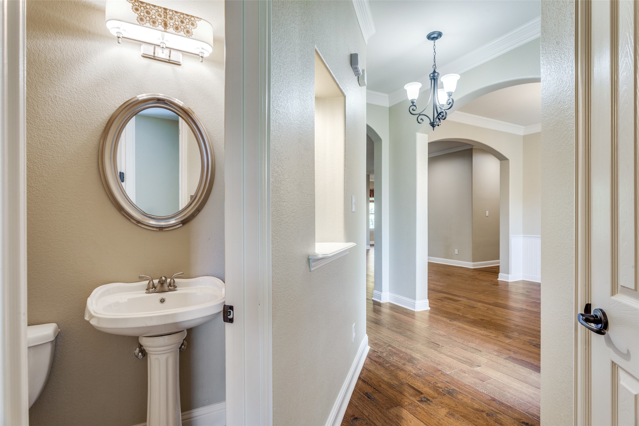 2113 Woodland Hills Lane Weatherford TX 76087