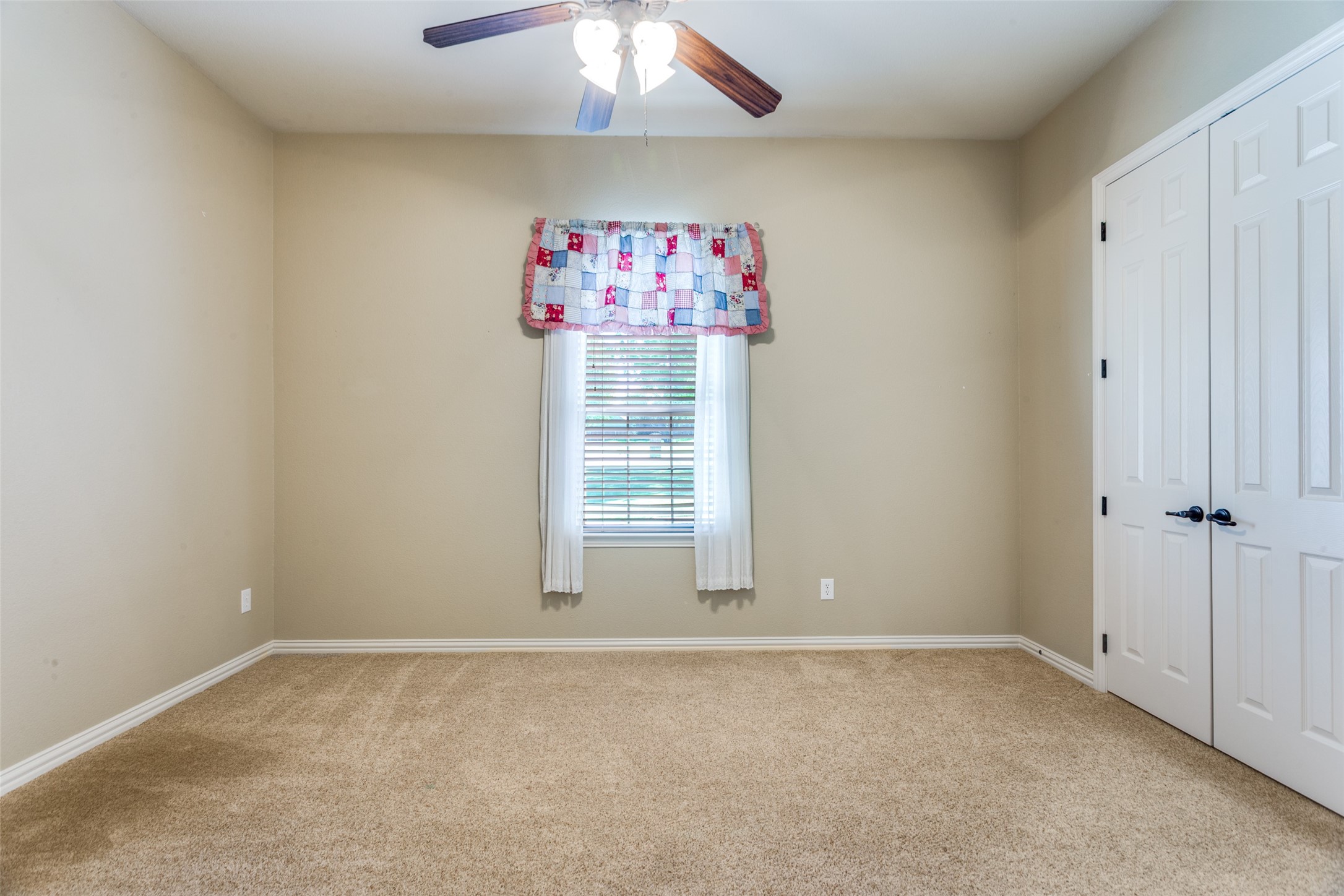 2113 Woodland Hills Lane Weatherford TX 76087