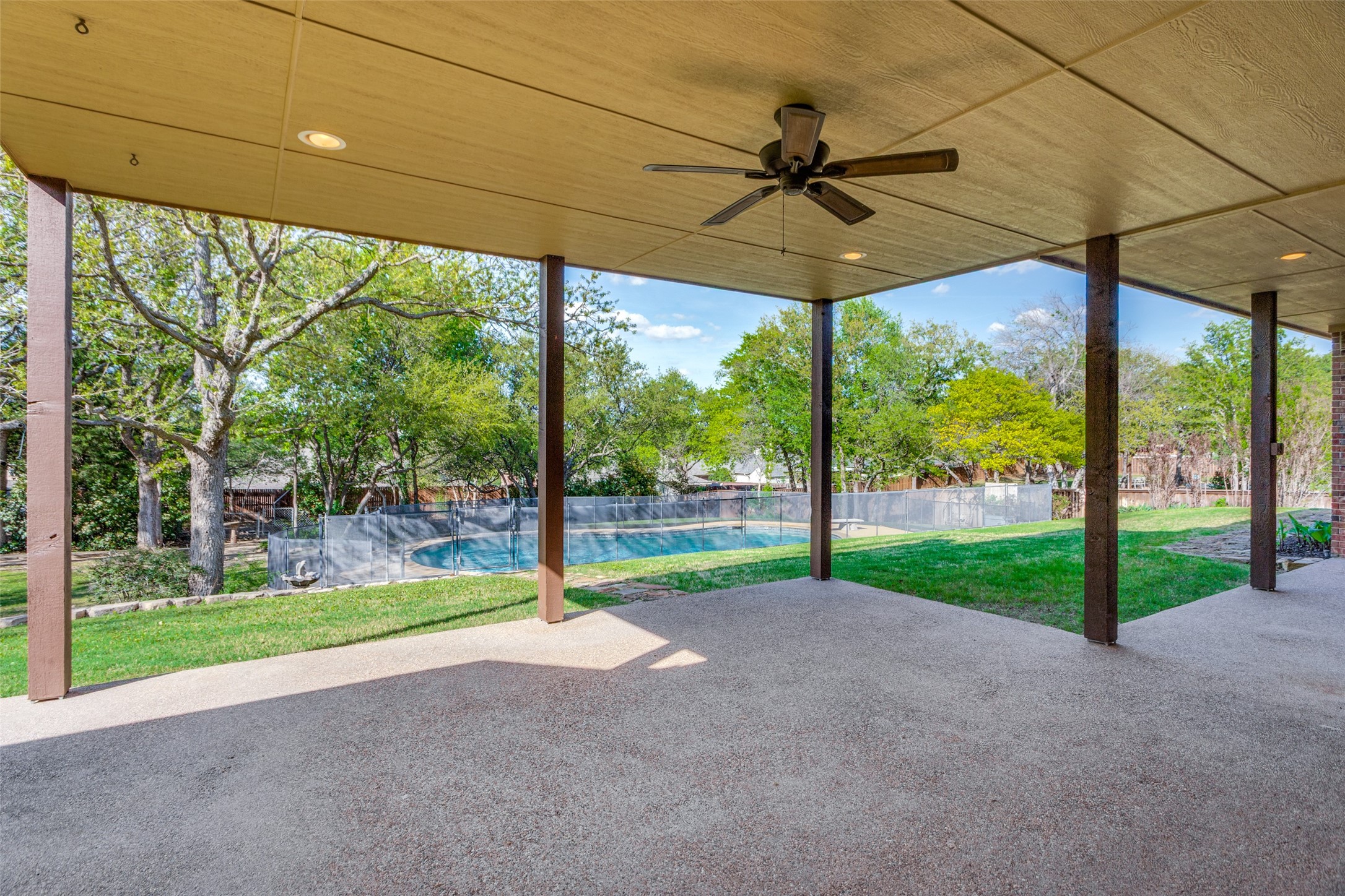 2113 Woodland Hills Lane Weatherford TX 76087