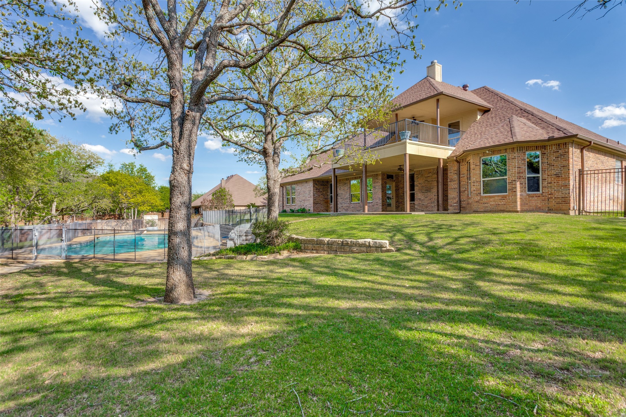 2113 Woodland Hills Lane Weatherford TX 76087