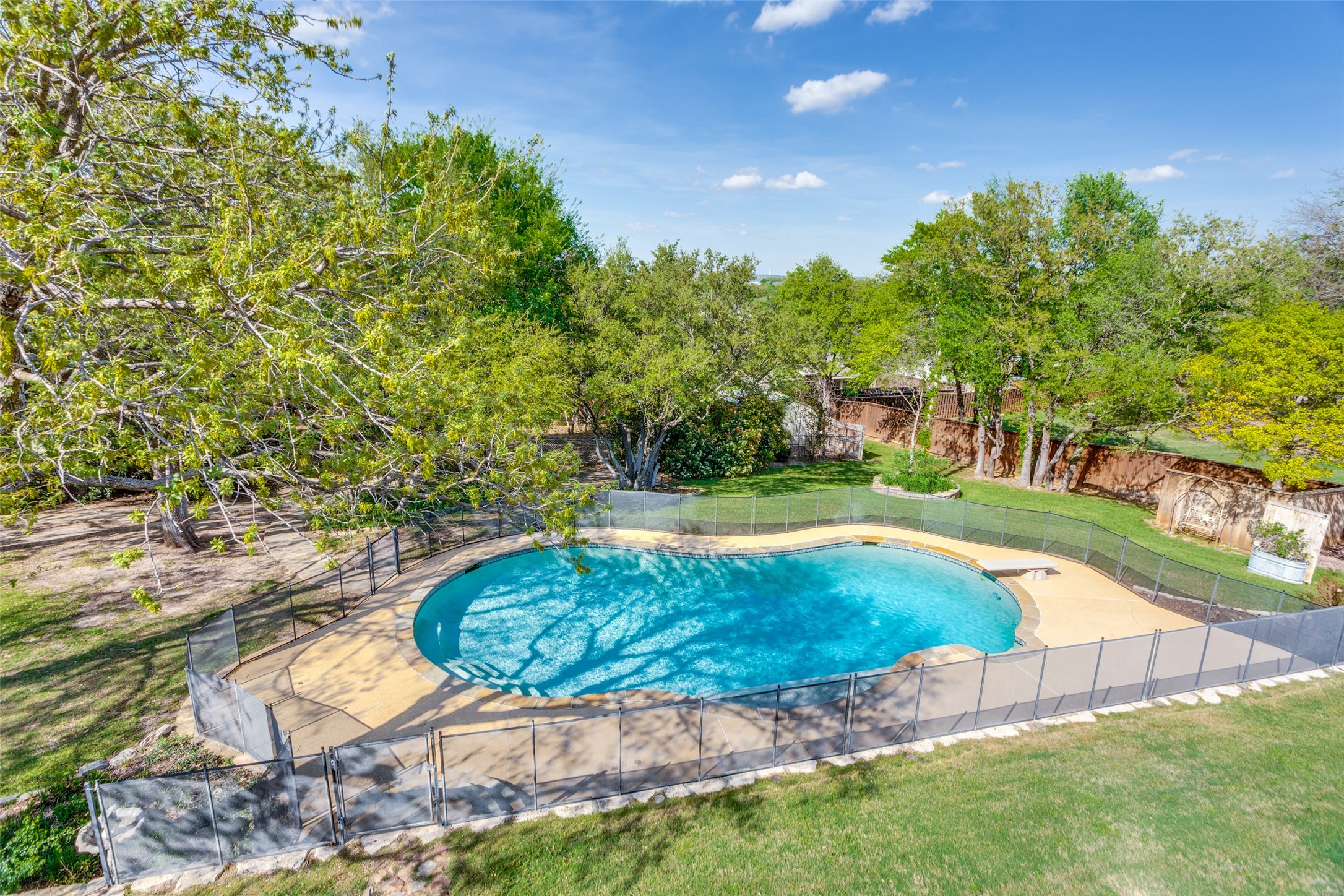2113 Woodland Hills Lane Weatherford TX 76087