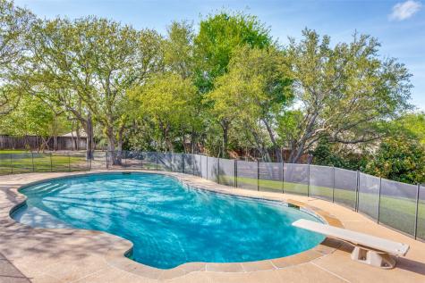 2113 Woodland Hills Lane Weatherford TX 76087