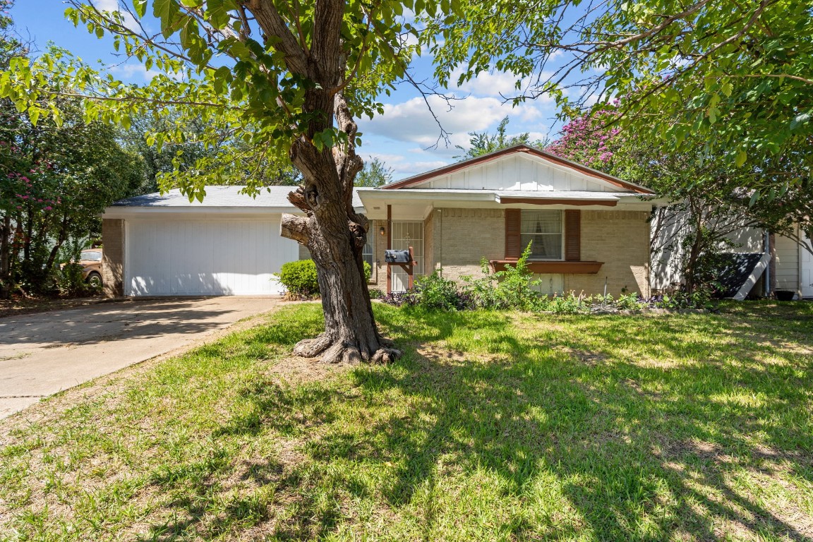 350 Baron Place Grand Prairie TX 75051