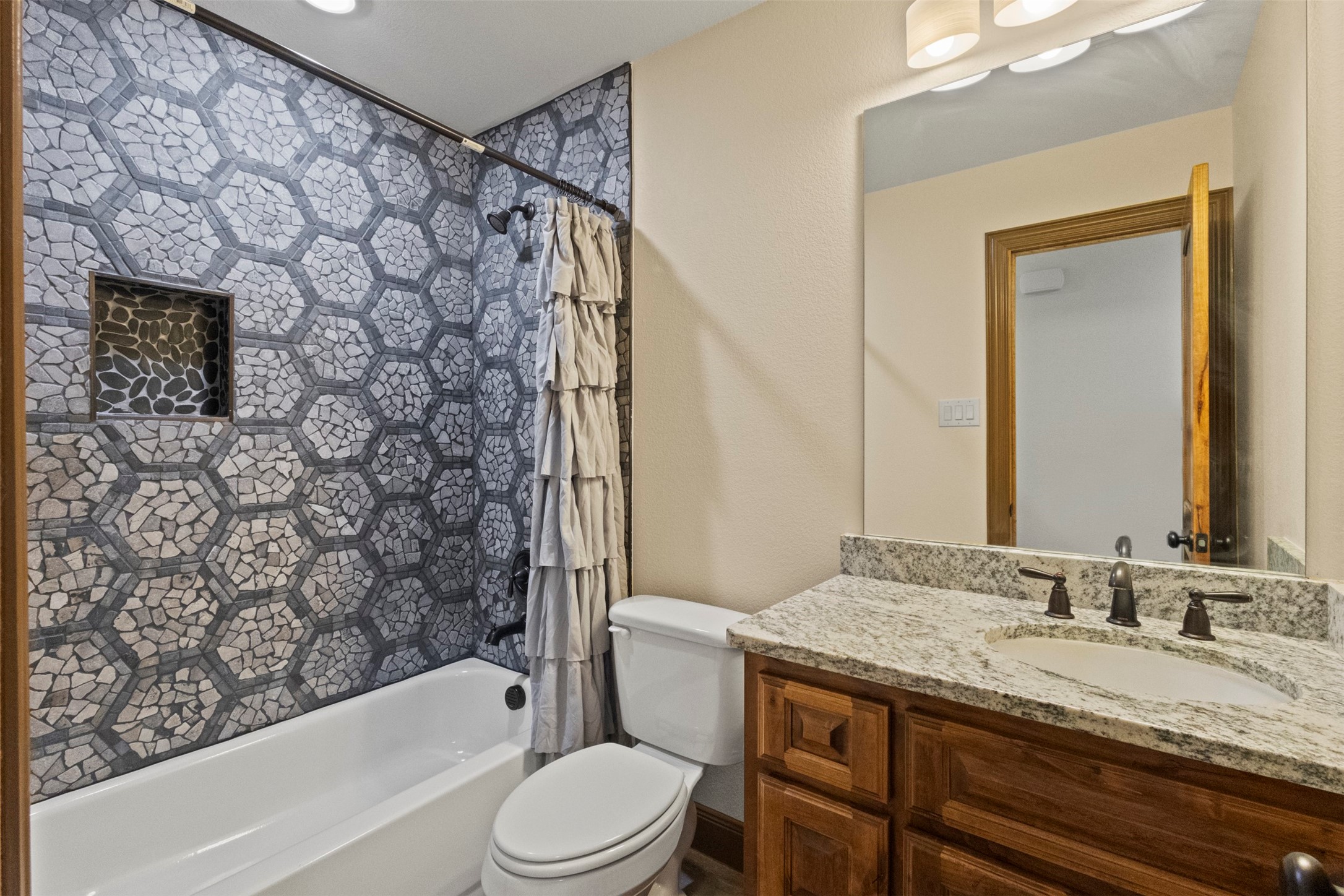5763 County Road 918 Nevada TX 75173