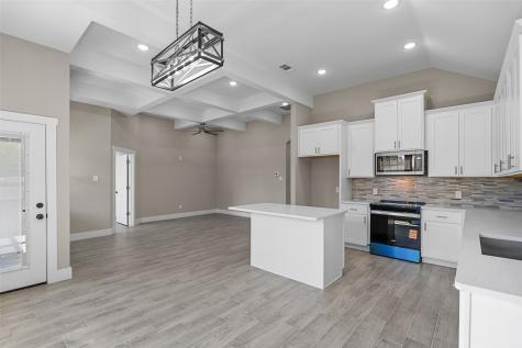 3025 Red Oak Drive Granbury TX 76048