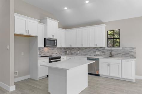 3025 Red Oak Drive Granbury TX 76048