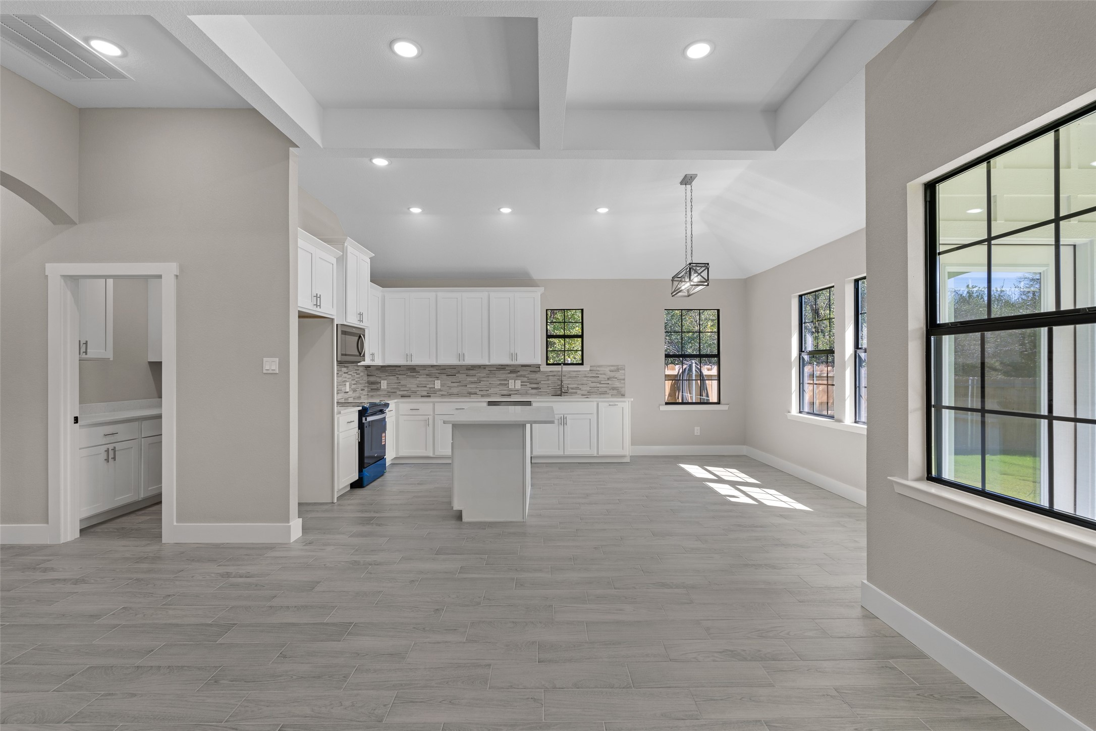 3025 Red Oak Drive Granbury TX 76048