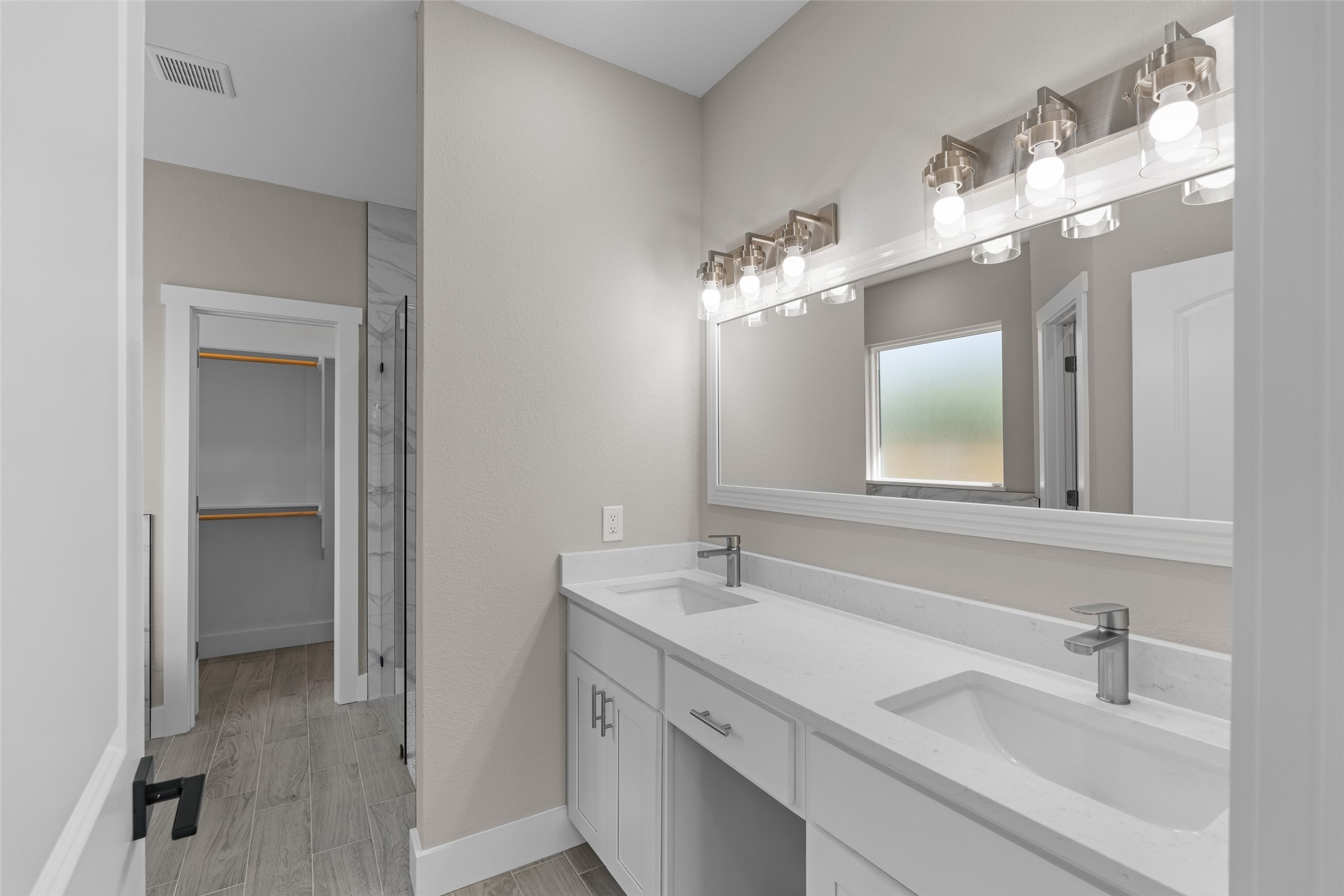 3025 Red Oak Drive Granbury TX 76048