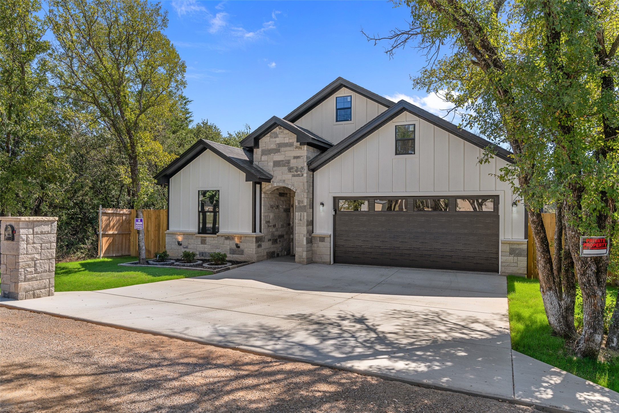 3025 Red Oak Drive Granbury TX 76048