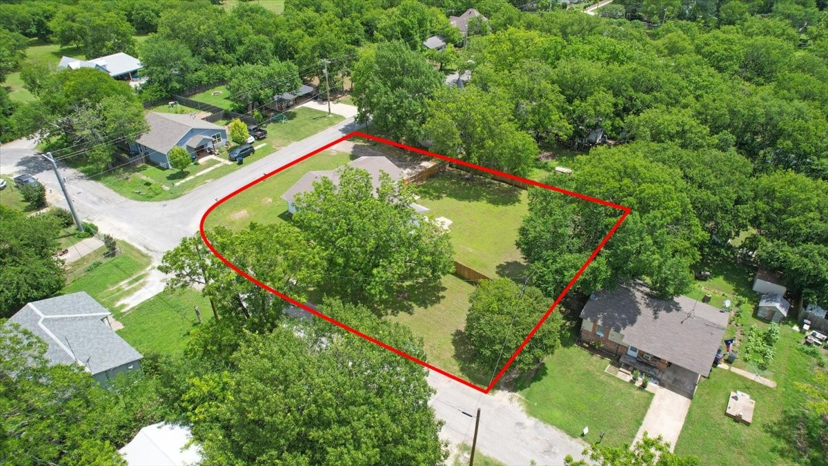 408 N Gowdy Street Whitewright TX 75491