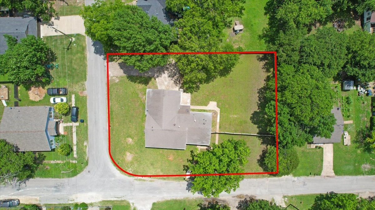 408 N Gowdy Street Whitewright TX 75491
