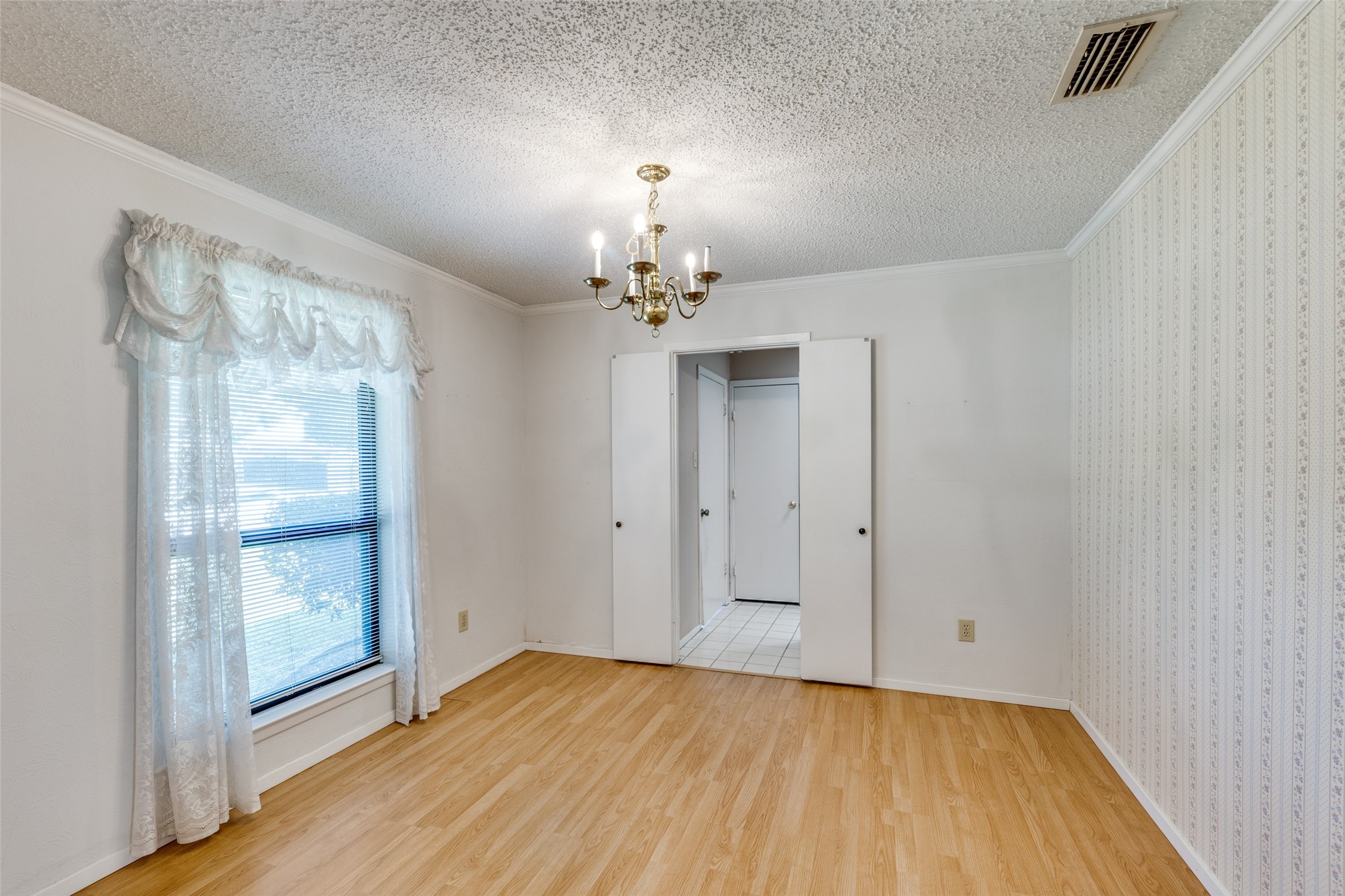1608 Stroud Lane Mesquite TX 75150