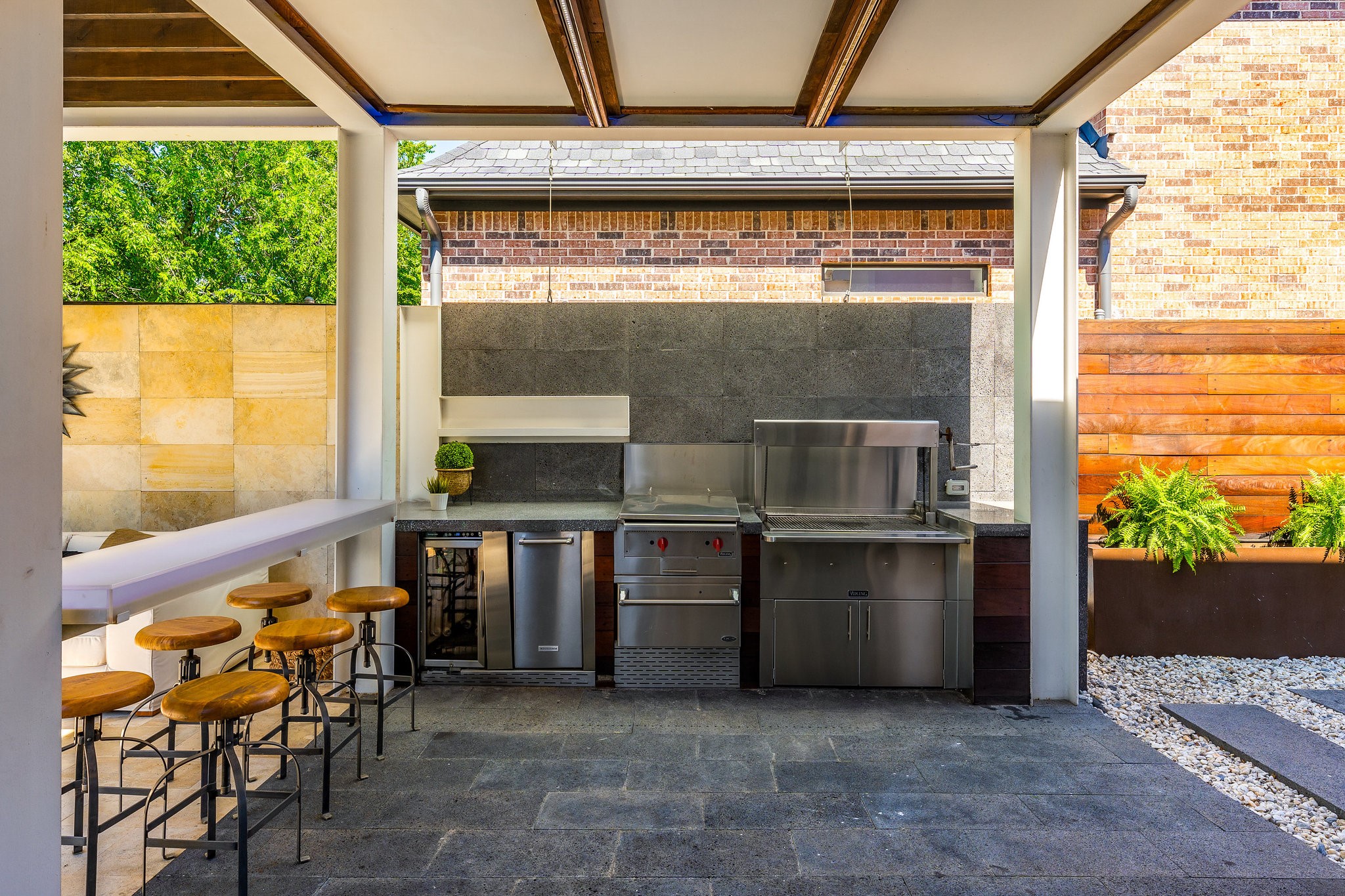 4001 Memorial Court Carrollton TX 75010