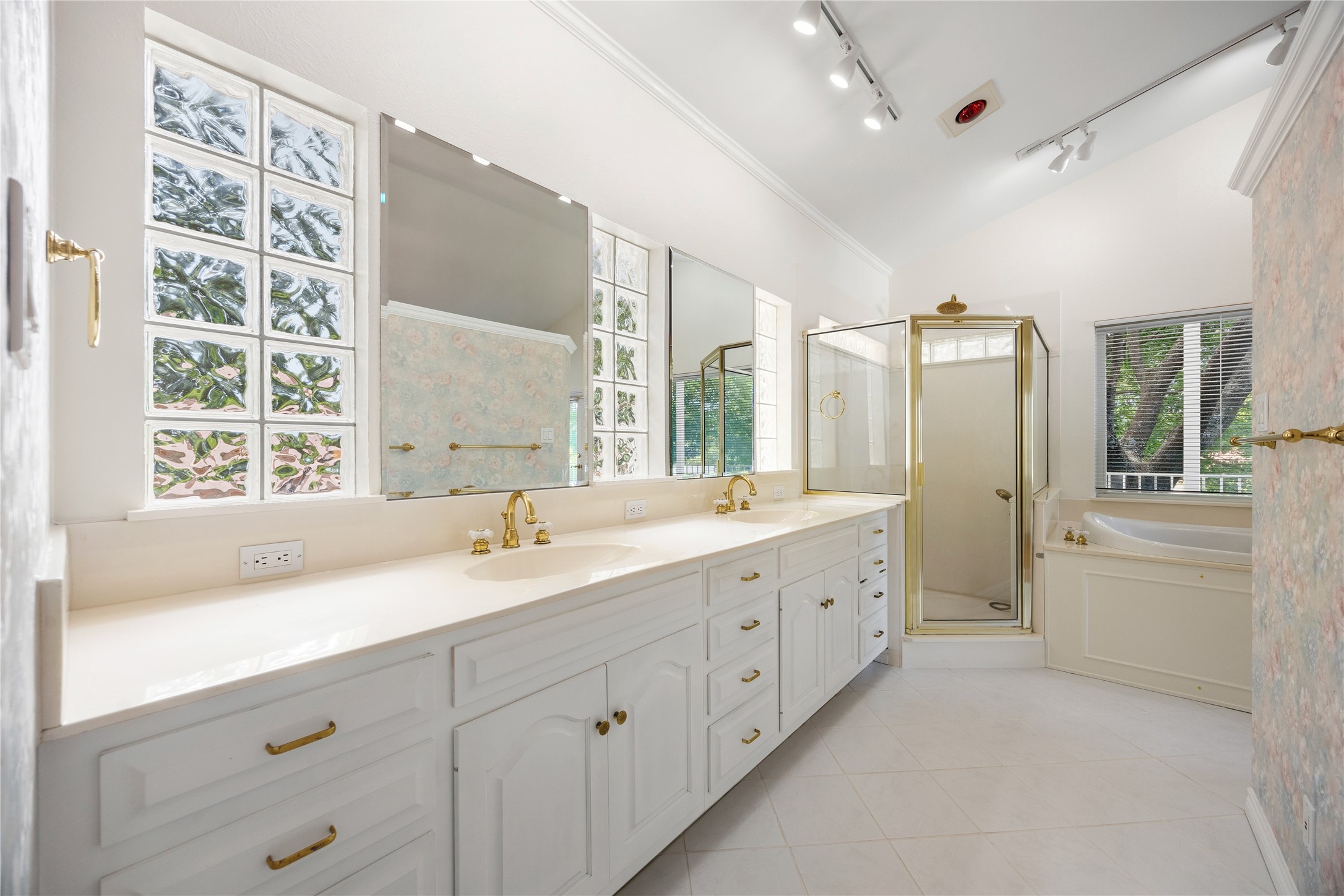 1609 Iowa Drive Plano TX 75093