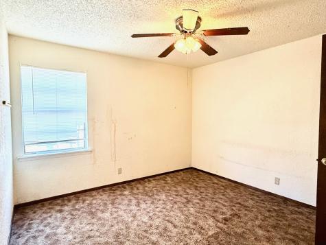 1954 E Booth Street Paris TX 75460
