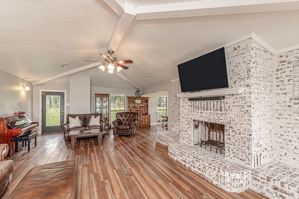 5563 Shady Lane Scurry TX 75158