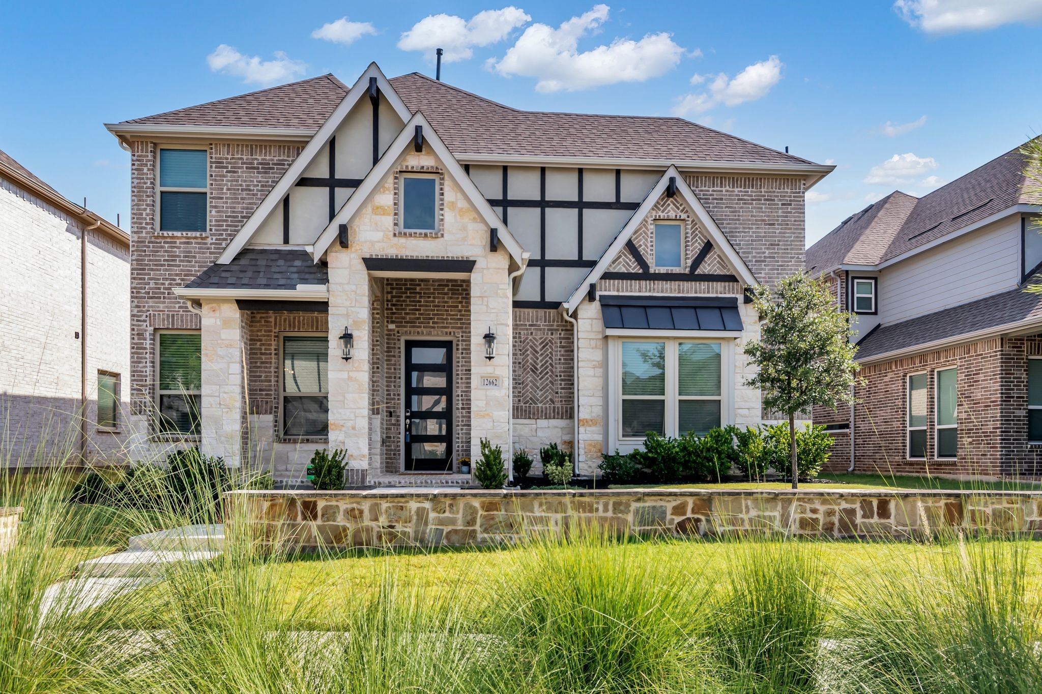 Farmers Branch TX, 12662 Royal Oaks Lane