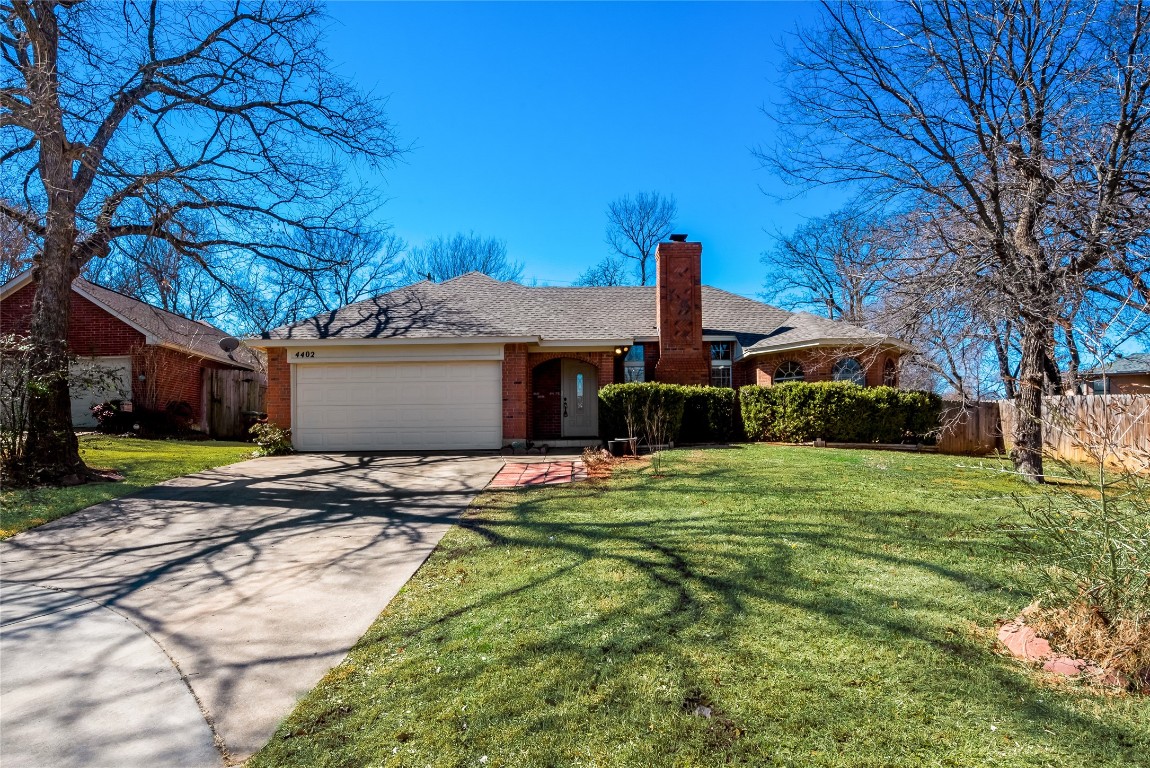 4402 Oak Brook Court Arlington TX 76016