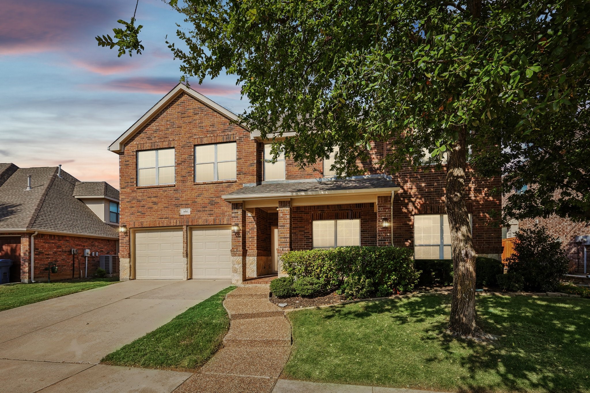 851 Branch Crossing Lantana TX 76226