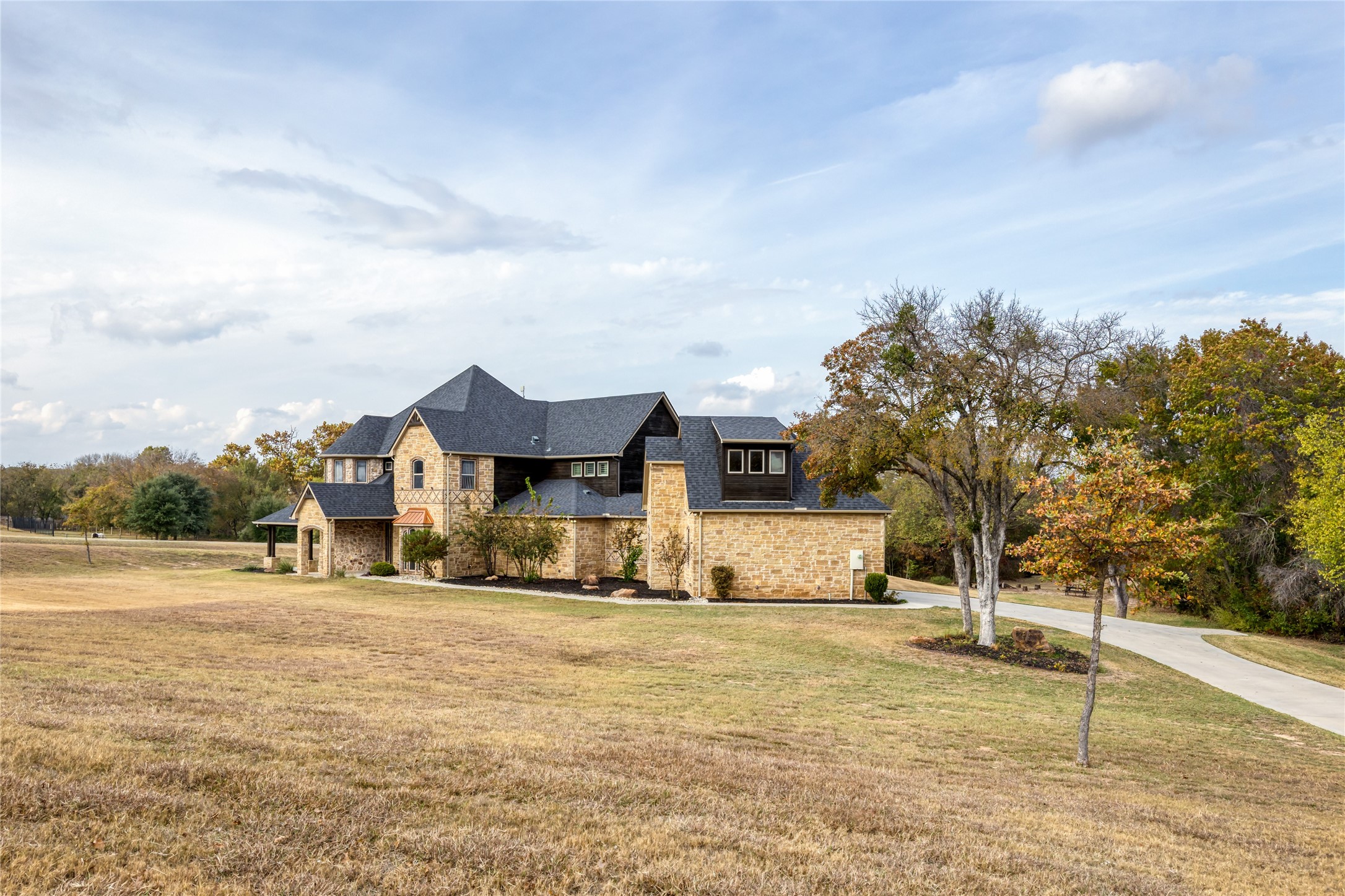 101 E Bozeman Lane Fort Worth TX 76108