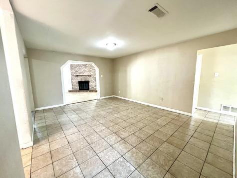 1900 Robinson Street Irving TX 75060