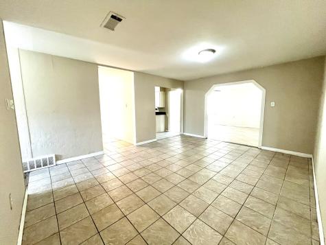 1900 Robinson Street Irving TX 75060