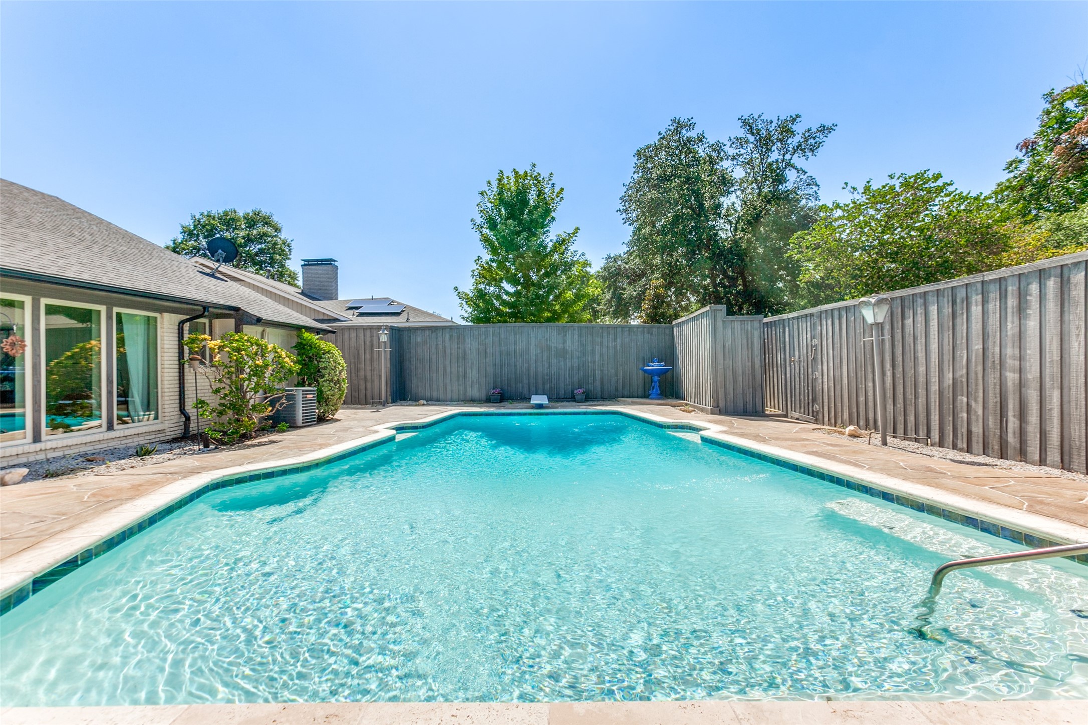 7239 Roundrock Road Dallas TX 75248