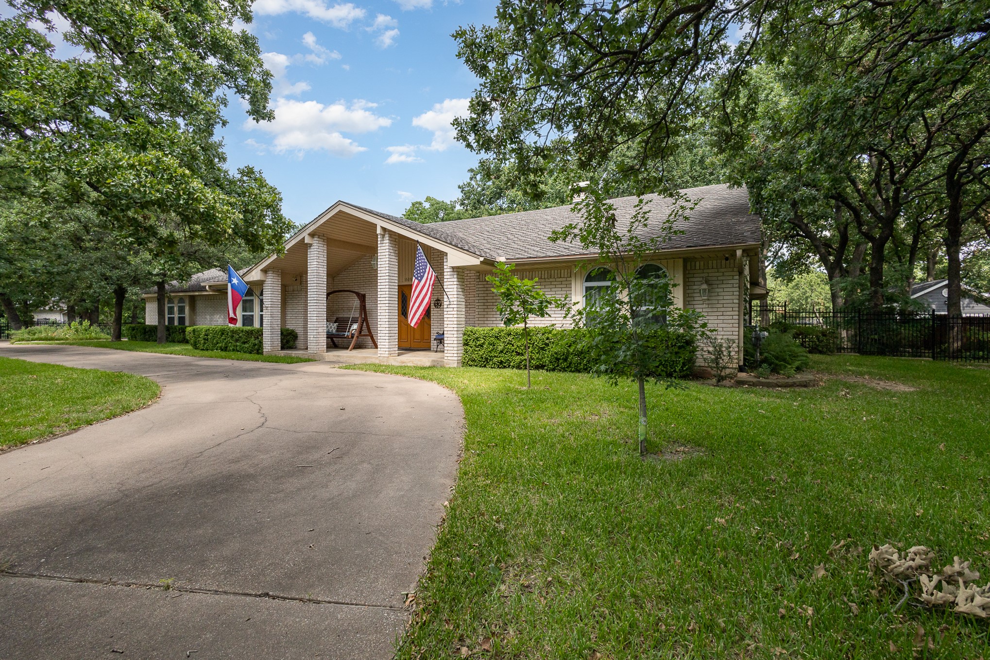 1606 Live Oak Drive Irving TX 75061