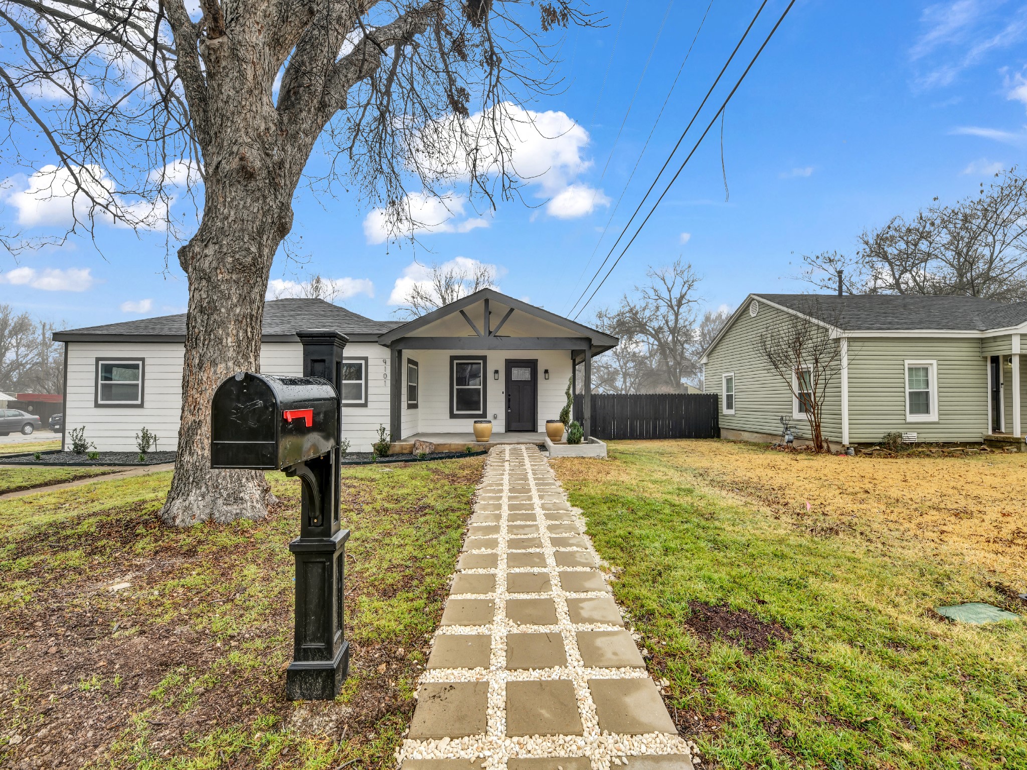 9101 Oels Street White Settlement TX 76108