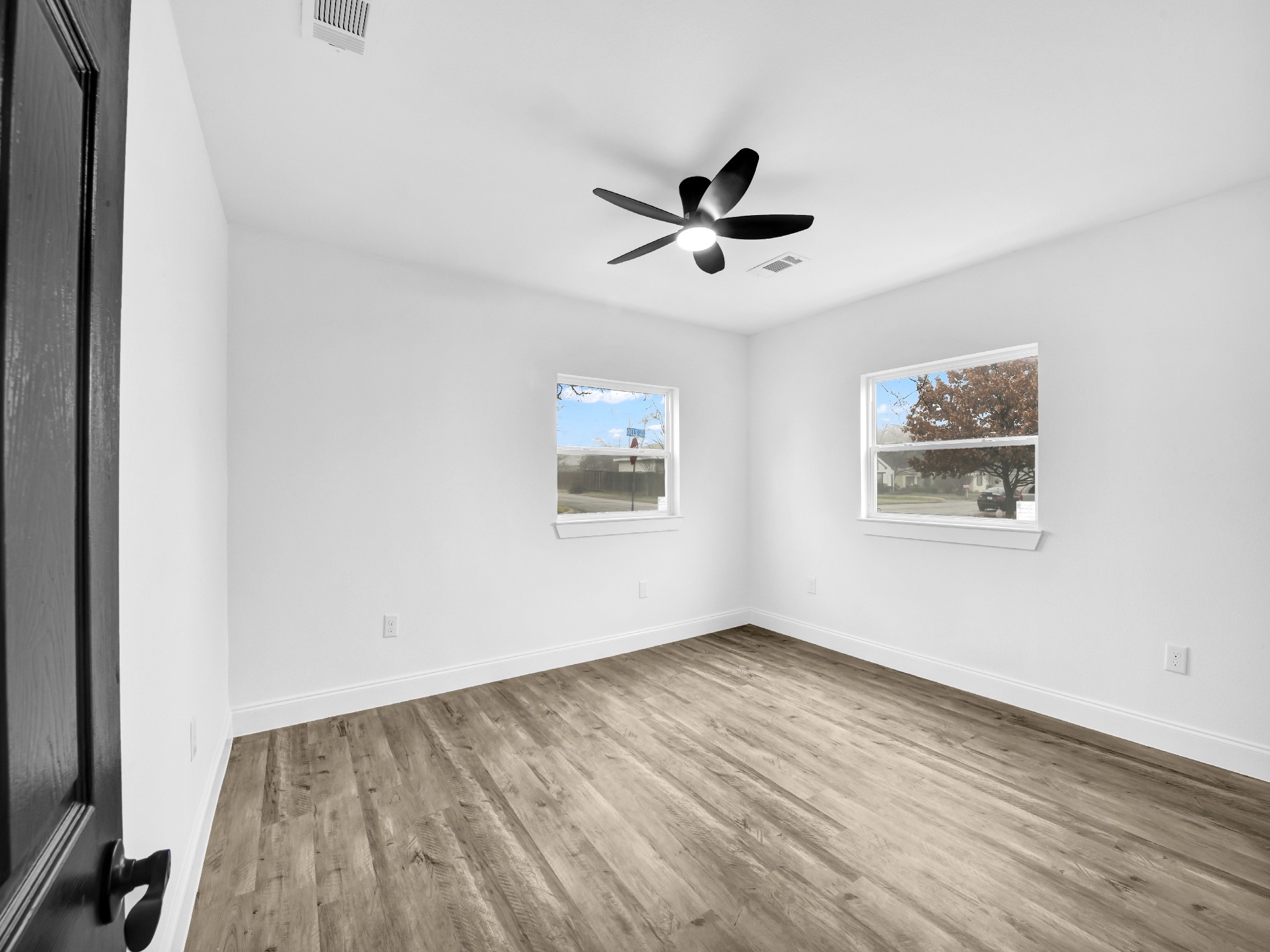 9101 Oels Street White Settlement TX 76108