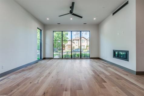 3716 W Beverly Drive Dallas TX 75209