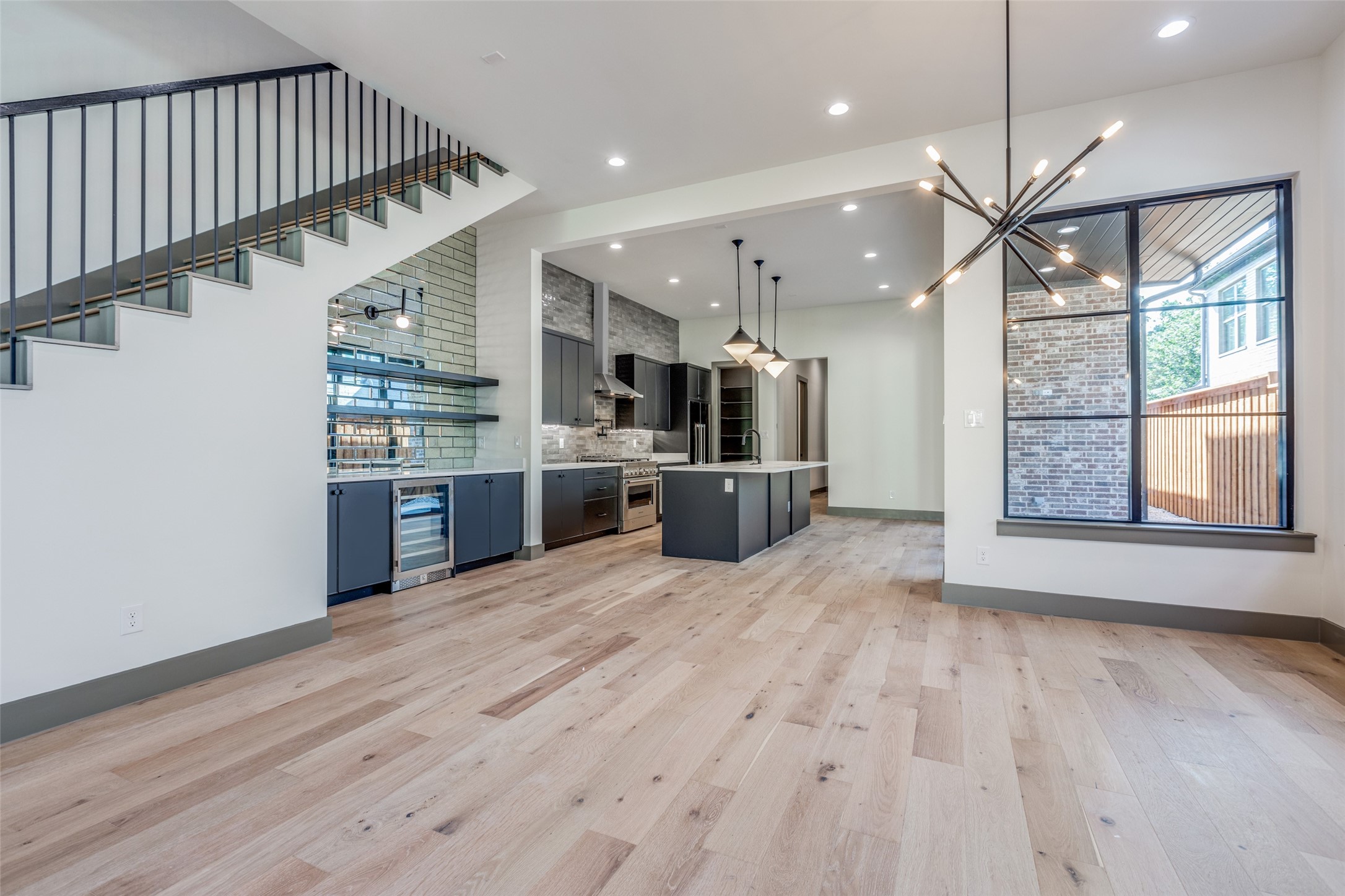 3716 W Beverly Drive Dallas TX 75209