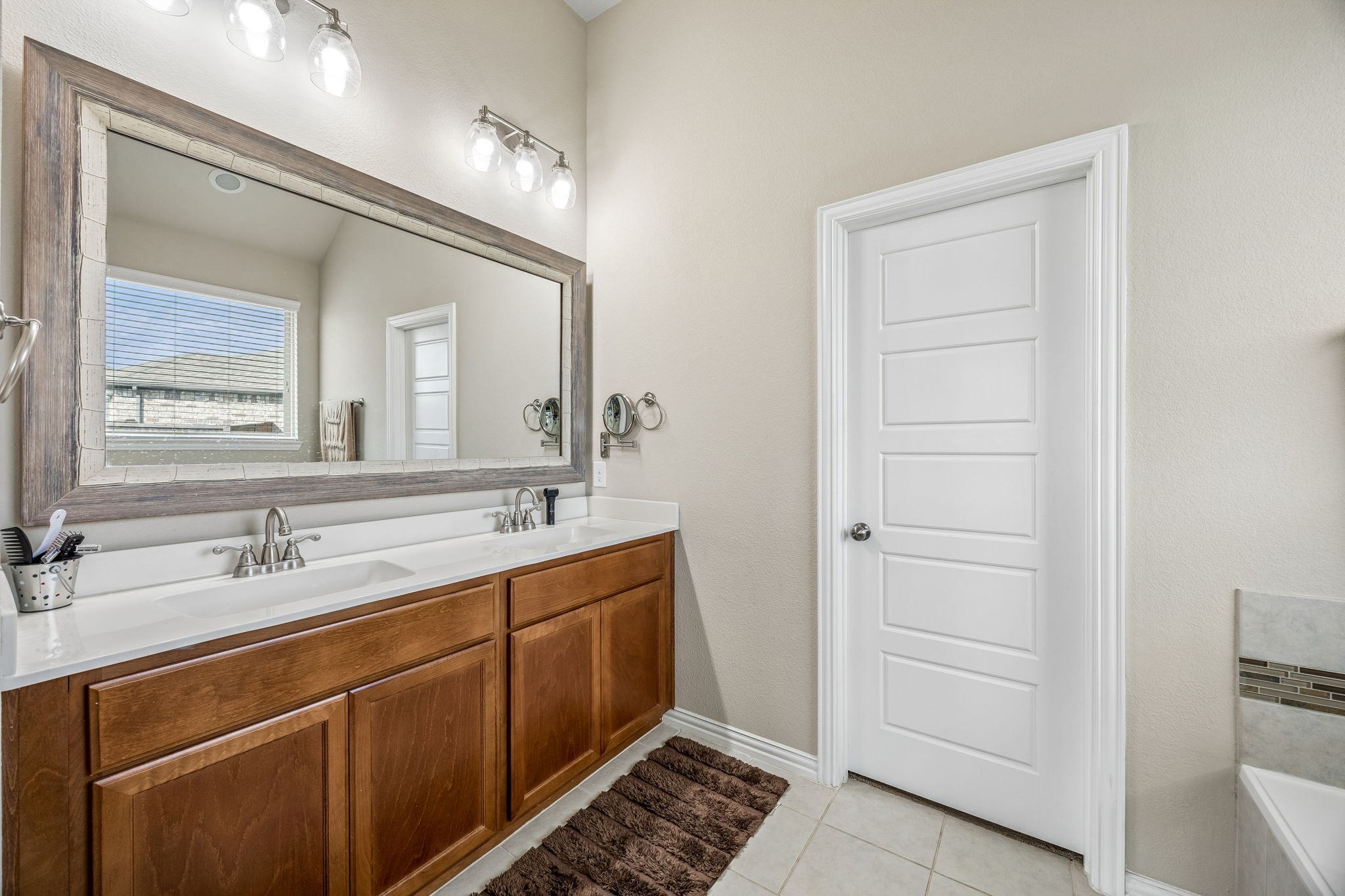 8004 Larch Lane Fort Worth TX 76131